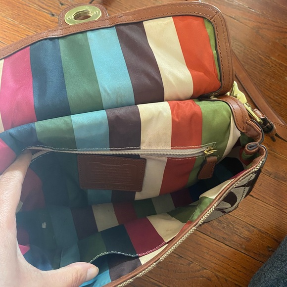 Coach Handbag - Picture 3 of 4